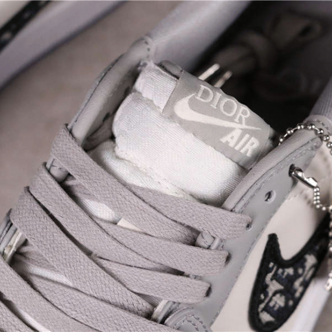 Close look 58USD Dior x Air Jordan 1 Low CN8608-002 36-45