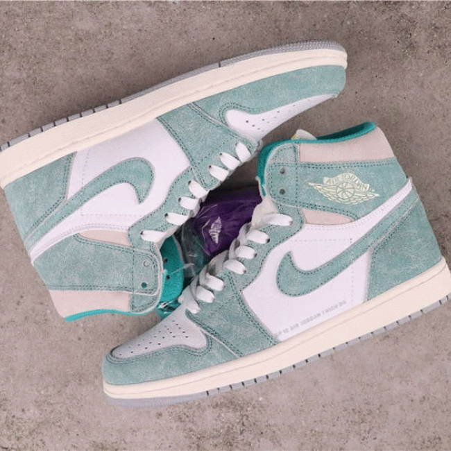 Authentic 49USD Air Jordan 1 Turbo Green 555088-311 36-46