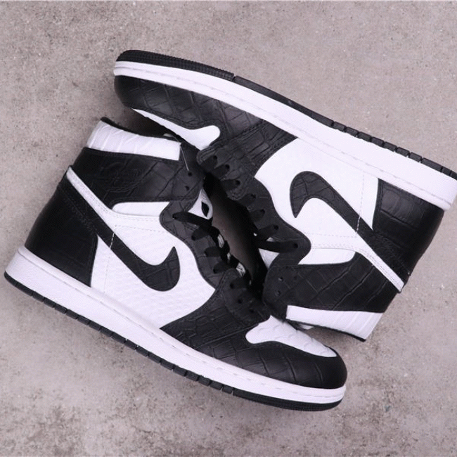 Top grade 53USD Air Jordan 1 “Light Smoke Grey” 货号555088-010 40-46