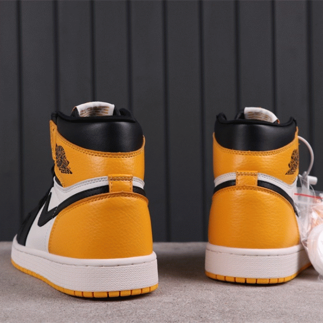 Top replicas US$49 Air Jordan 1 High OG Yellow Toe 555088-711 Size 36-45