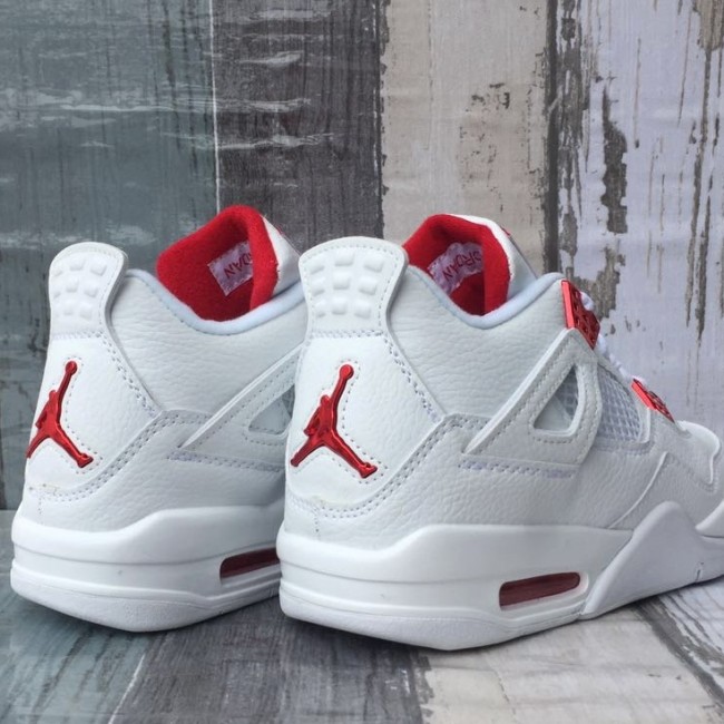 AAA AIR JORDAN4 for Men Timeless Design in a Wide Range of Sizes