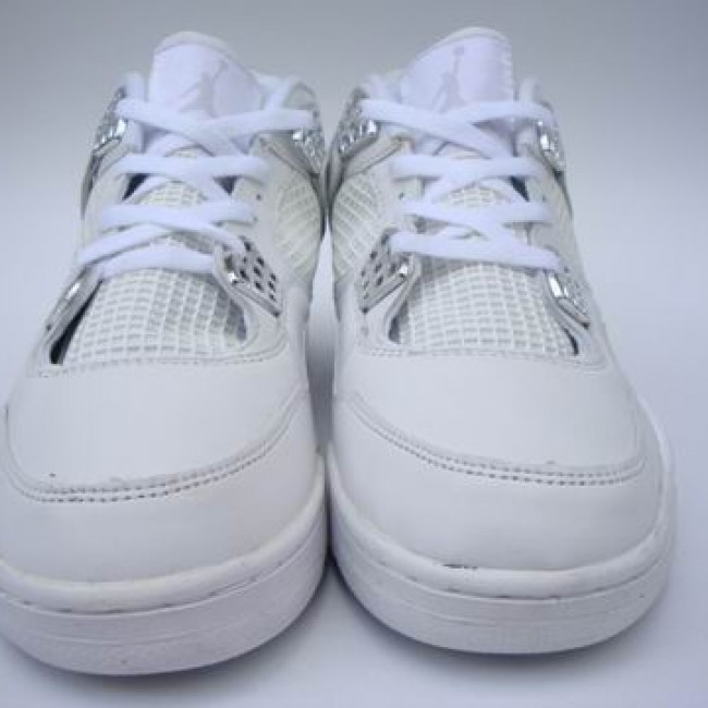 Buy Jordan 4 sneakers in bulk quantities and take advantage of our unbeatable wholesale pricing. image