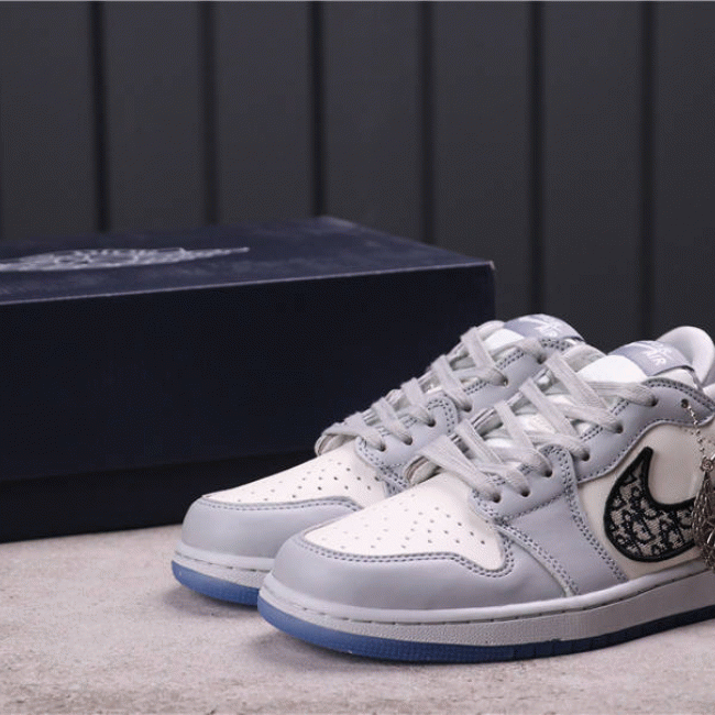 Top grade $40 Dior x Air Jordan 1 Low CN8608-002 Size 36-45