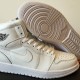 Top replicas Air Jordan 1 Retro High OG Royal 555088-007