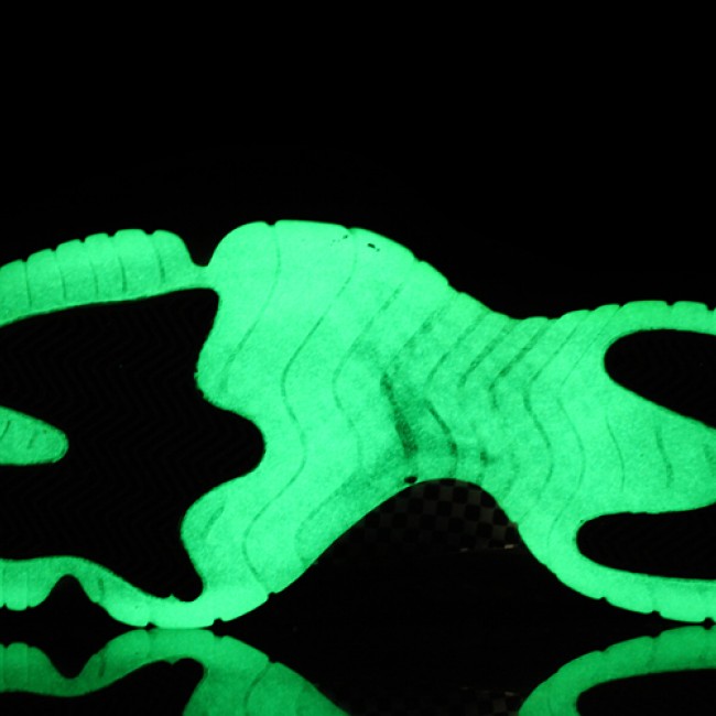 Top replicas Air Jordan Future Glow new color matching men's shoes 