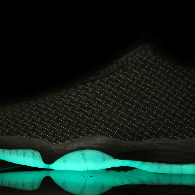 Top replicas Air Jordan Future Glow new color matching men's shoes 