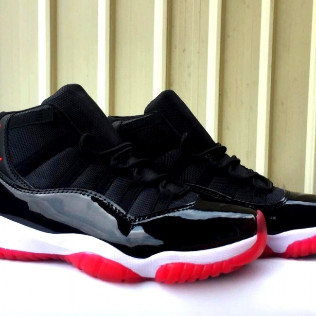 Authentic JORDAN 11 Black and red shoes for men and women for Women and Men