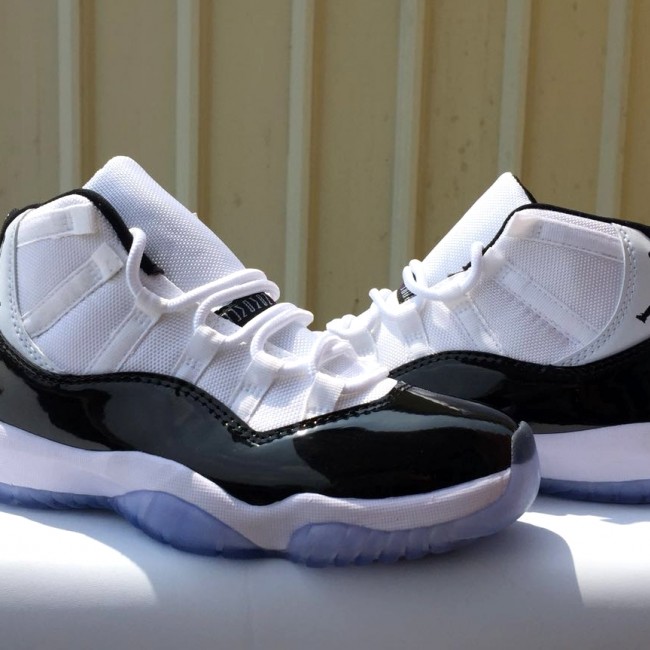 Top replicas JORDAN 11 White and Black 45 Men's and women's shoes for Women and Men