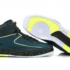 Air Jordan  2 Hyline Black Fluorescent Green. Perfect edition