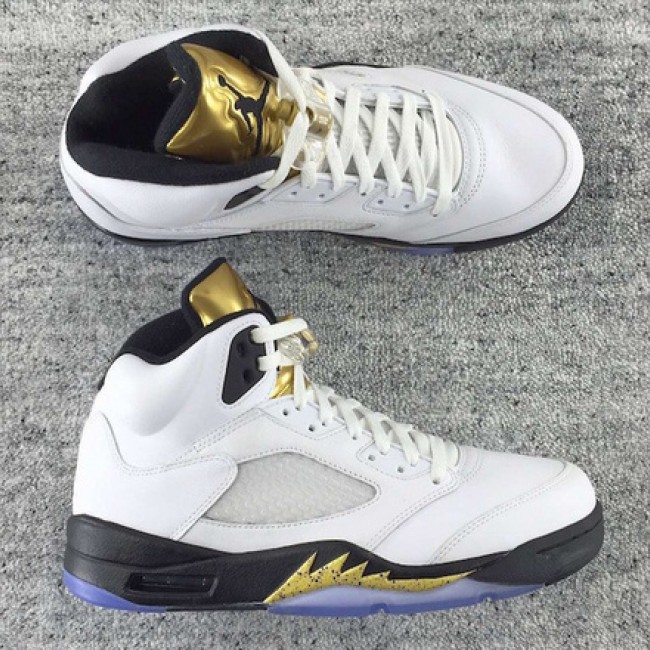 Original Women and Men Jordan 5 Retro Sneakers New Drop Sneakers on Sale