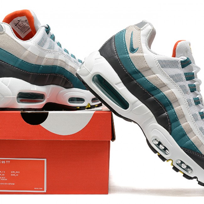 Close look Nike Air Max 95 Prep School DM0011-002 for Men