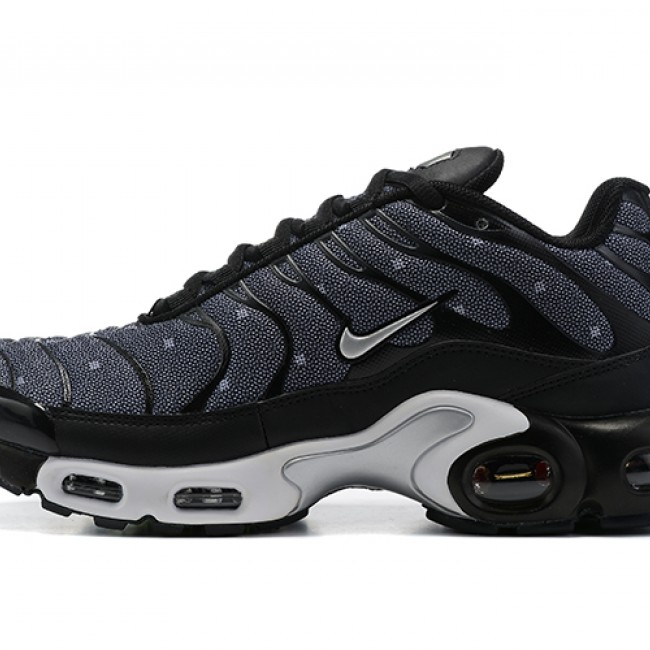 Close look Nike Air Max Plus DM7570-001 for Men