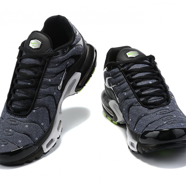 Close look Nike Air Max Plus DM7570-001 for Men