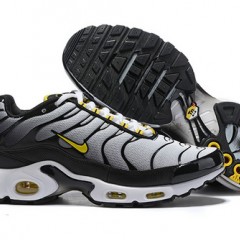  Nike Air Max Plus QS Running Shoes for Men for Men